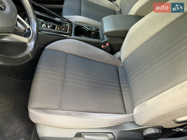 Білий Фольксваген Golf Alltrack, об'ємом двигуна 2 л та пробігом 198 тис. км за 24900 $, фото 39 на Automoto.ua