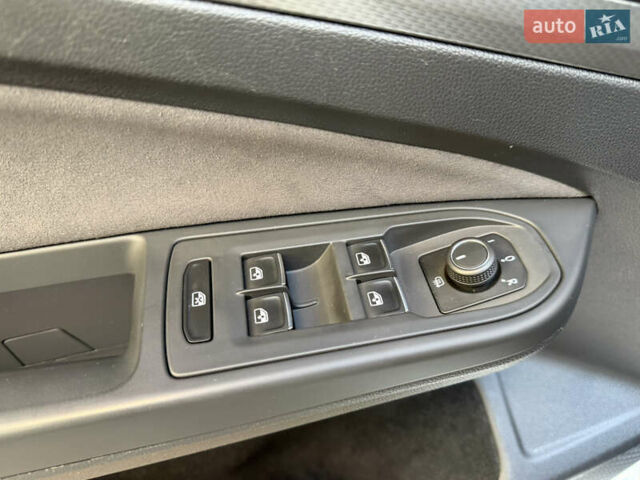 Білий Фольксваген Golf Alltrack, об'ємом двигуна 2 л та пробігом 198 тис. км за 24900 $, фото 42 на Automoto.ua