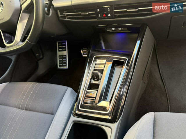 Білий Фольксваген Golf Alltrack, об'ємом двигуна 2 л та пробігом 198 тис. км за 24900 $, фото 54 на Automoto.ua
