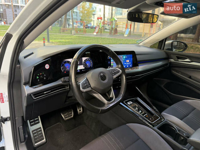 Білий Фольксваген Golf Alltrack, об'ємом двигуна 2 л та пробігом 198 тис. км за 24900 $, фото 40 на Automoto.ua