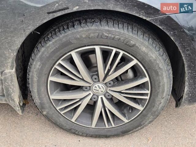 Черный Фольксваген Golf Alltrack, объемом двигателя 1.6 л и пробегом 292 тыс. км за 10900 $, фото 17 на Automoto.ua