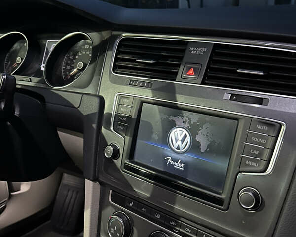 Черный Фольксваген Golf Alltrack, объемом двигателя 1.8 л и пробегом 195 тыс. км за 14100 $, фото 15 на Automoto.ua