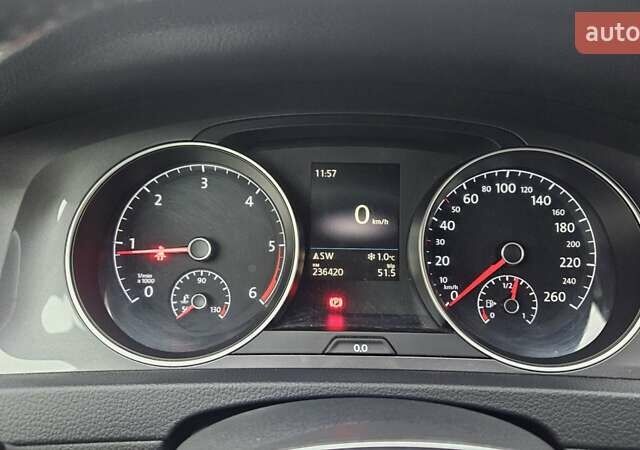 Черный Фольксваген Golf Alltrack, объемом двигателя 1.97 л и пробегом 236 тыс. км за 14900 $, фото 10 на Automoto.ua