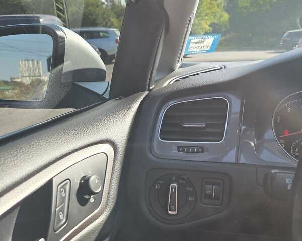 Черный Фольксваген Golf Alltrack, объемом двигателя 1.8 л и пробегом 114 тыс. км за 13500 $, фото 12 на Automoto.ua