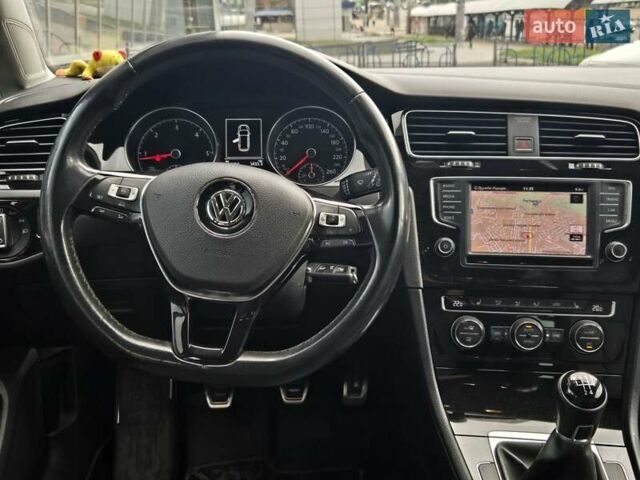 Черный Фольксваген Golf Alltrack, объемом двигателя 1.6 л и пробегом 292 тыс. км за 10900 $, фото 20 на Automoto.ua