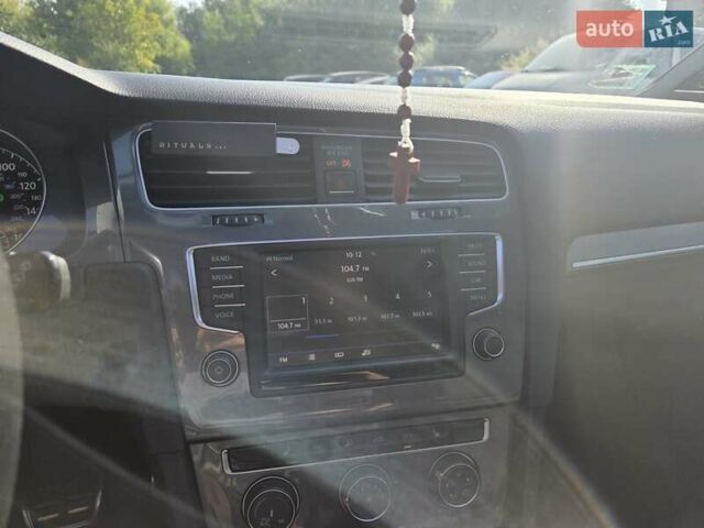 Черный Фольксваген Golf Alltrack, объемом двигателя 1.8 л и пробегом 114 тыс. км за 13500 $, фото 11 на Automoto.ua
