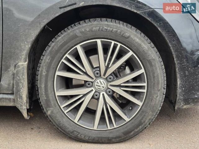 Черный Фольксваген Golf Alltrack, объемом двигателя 1.6 л и пробегом 292 тыс. км за 10900 $, фото 18 на Automoto.ua