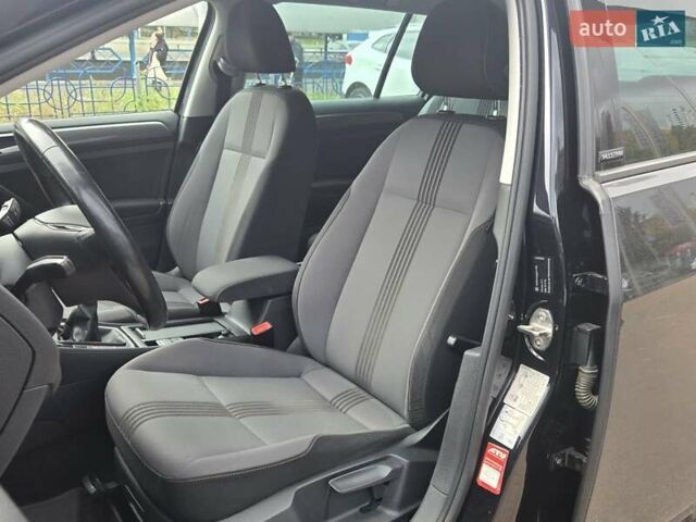 Черный Фольксваген Golf Alltrack, объемом двигателя 1.6 л и пробегом 292 тыс. км за 10900 $, фото 8 на Automoto.ua