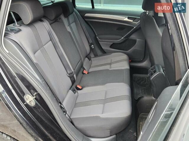 Черный Фольксваген Golf Alltrack, объемом двигателя 1.6 л и пробегом 292 тыс. км за 10900 $, фото 11 на Automoto.ua
