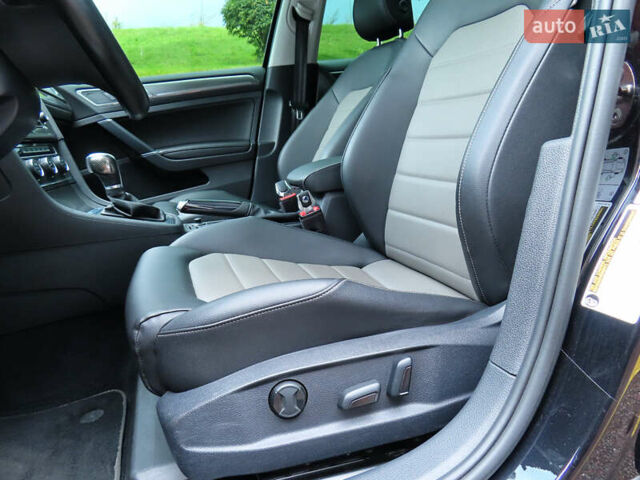 Черный Фольксваген Golf Alltrack, объемом двигателя 1.8 л и пробегом 49 тыс. км за 16700 $, фото 19 на Automoto.ua