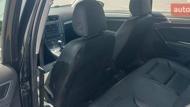 Черный Фольксваген Golf Alltrack, объемом двигателя 1.8 л и пробегом 93 тыс. км за 11900 $, фото 11 на Automoto.ua