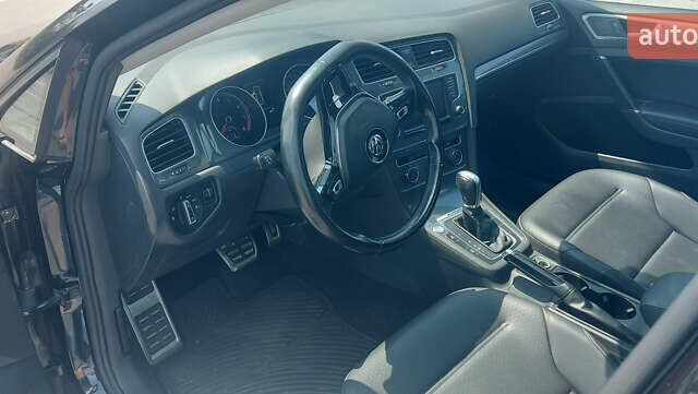 Черный Фольксваген Golf Alltrack, объемом двигателя 1.8 л и пробегом 93 тыс. км за 11900 $, фото 9 на Automoto.ua