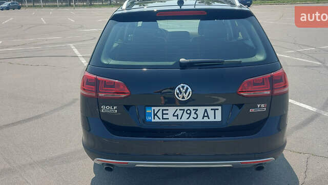 Черный Фольксваген Golf Alltrack, объемом двигателя 1.8 л и пробегом 93 тыс. км за 11900 $, фото 4 на Automoto.ua