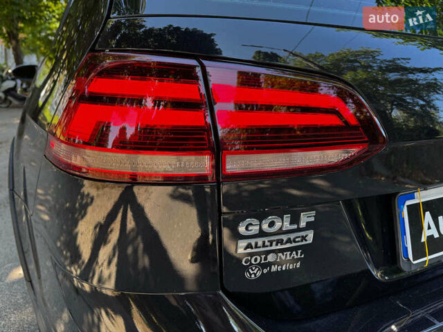 Чорний Фольксваген Golf Alltrack, об'ємом двигуна 1.8 л та пробігом 142 тис. км за 15690 $, фото 8 на Automoto.ua