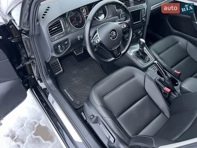 Черный Фольксваген Golf Alltrack, объемом двигателя 1.8 л и пробегом 168 тыс. км за 13490 $, фото 15 на Automoto.ua