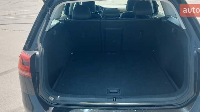 Черный Фольксваген Golf Alltrack, объемом двигателя 1.8 л и пробегом 93 тыс. км за 11900 $, фото 8 на Automoto.ua