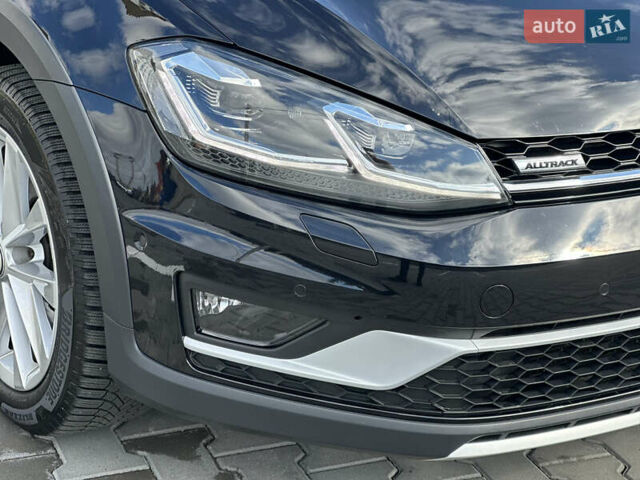 Черный Фольксваген Golf Alltrack, объемом двигателя 2 л и пробегом 267 тыс. км за 18500 $, фото 3 на Automoto.ua