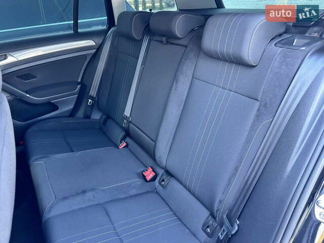 Черный Фольксваген Golf Alltrack, объемом двигателя 2 л и пробегом 267 тыс. км за 18500 $, фото 46 на Automoto.ua