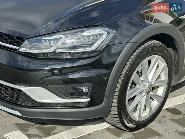 Черный Фольксваген Golf Alltrack, объемом двигателя 2 л и пробегом 267 тыс. км за 18500 $, фото 18 на Automoto.ua
