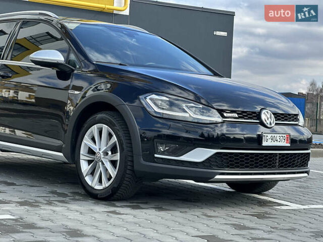 Черный Фольксваген Golf Alltrack, объемом двигателя 2 л и пробегом 267 тыс. км за 18500 $, фото 2 на Automoto.ua