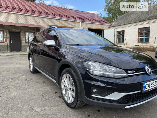 Черный Фольксваген Golf Alltrack, объемом двигателя 2 л и пробегом 260 тыс. км за 19200 $, фото 4 на Automoto.ua