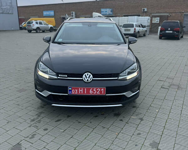 Черный Фольксваген Golf Alltrack, объемом двигателя 1.8 л и пробегом 162 тыс. км за 13400 $, фото 32 на Automoto.ua