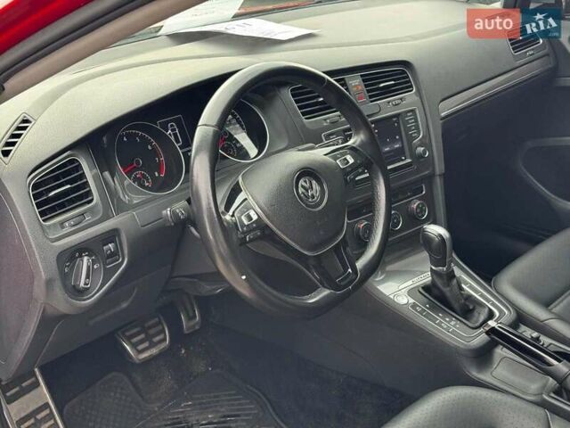 Красный Фольксваген Golf Alltrack, объемом двигателя 1.8 л и пробегом 133 тыс. км за 11980 $, фото 14 на Automoto.ua