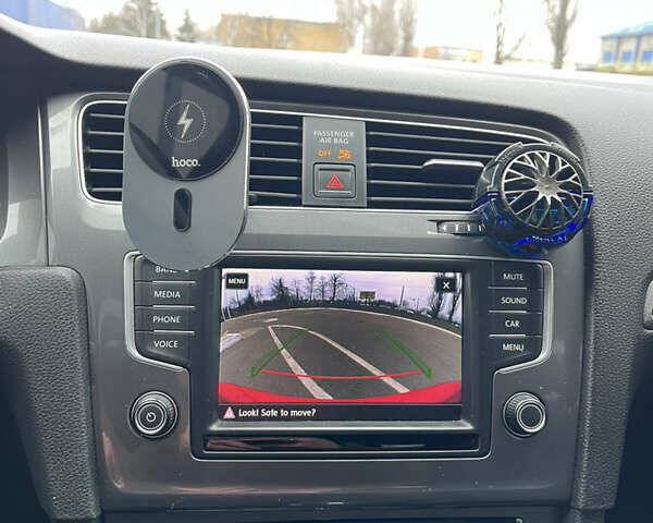 Красный Фольксваген Golf Alltrack, объемом двигателя 1.8 л и пробегом 208 тыс. км за 12499 $, фото 26 на Automoto.ua