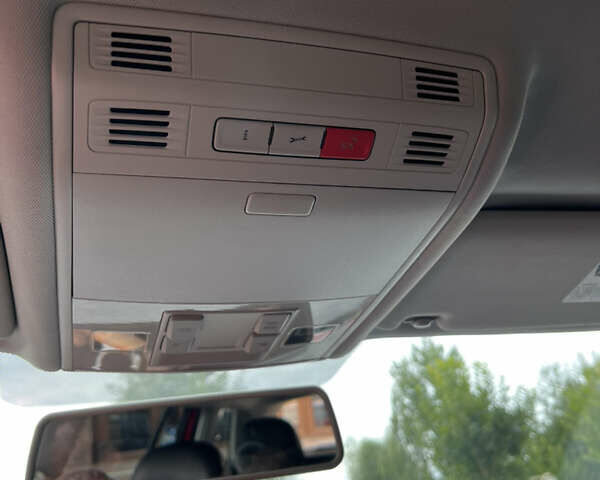 Красный Фольксваген Golf Alltrack, объемом двигателя 1.8 л и пробегом 208 тыс. км за 12499 $, фото 18 на Automoto.ua