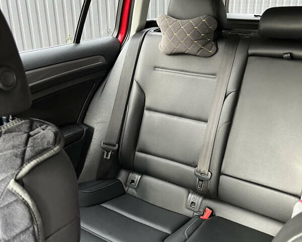 Красный Фольксваген Golf Alltrack, объемом двигателя 1.8 л и пробегом 208 тыс. км за 12499 $, фото 17 на Automoto.ua
