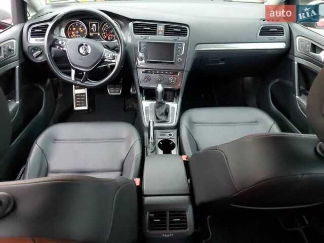 Червоний Фольксваген Golf Alltrack, об'ємом двигуна 1.8 л та пробігом 115 тис. км за 3200 $, фото 7 на Automoto.ua