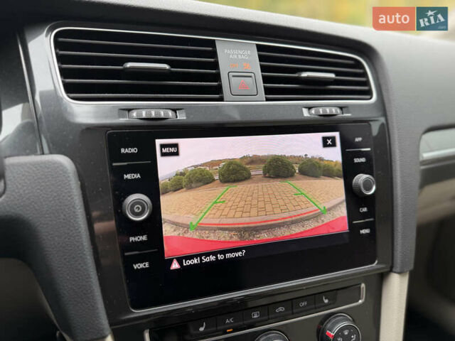 Красный Фольксваген Golf Alltrack, объемом двигателя 1.8 л и пробегом 45 тыс. км за 16300 $, фото 21 на Automoto.ua