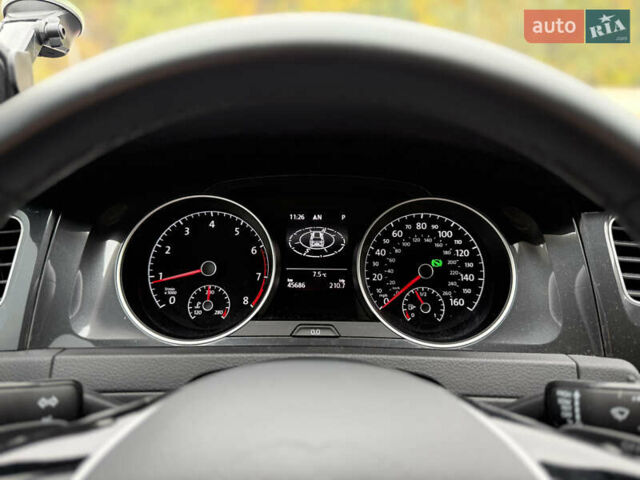 Красный Фольксваген Golf Alltrack, объемом двигателя 1.8 л и пробегом 45 тыс. км за 16300 $, фото 20 на Automoto.ua