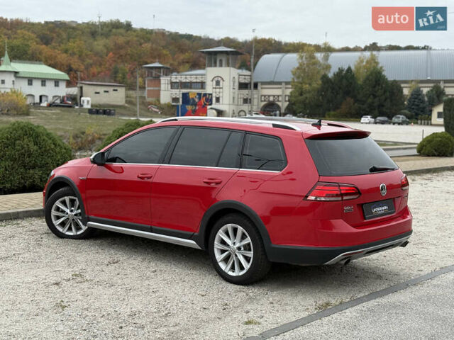 Красный Фольксваген Golf Alltrack, объемом двигателя 1.8 л и пробегом 45 тыс. км за 16300 $, фото 8 на Automoto.ua