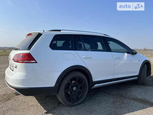 Фольксваген Golf Alltrack, объемом двигателя 1.8 л и пробегом 92 тыс. км за 16200 $, фото 12 на Automoto.ua