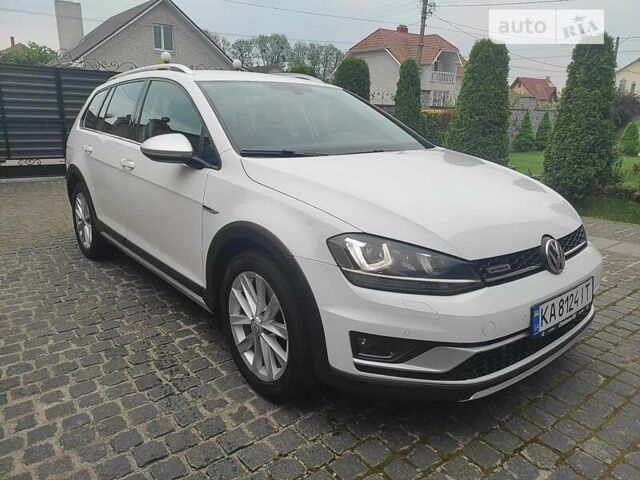 Фольксваген Golf Alltrack, об'ємом двигуна 2 л та пробігом 215 тис. км за 17300 $, фото 1 на Automoto.ua