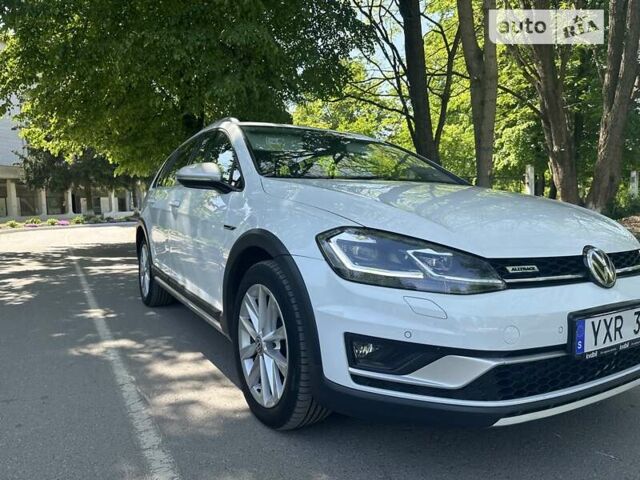 Фольксваген Golf Alltrack, объемом двигателя 2 л и пробегом 171 тыс. км за 16100 $, фото 11 на Automoto.ua