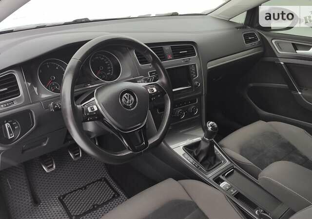 Серый Фольксваген Golf Alltrack, объемом двигателя 0 л и пробегом 281 тыс. км за 13550 $, фото 12 на Automoto.ua