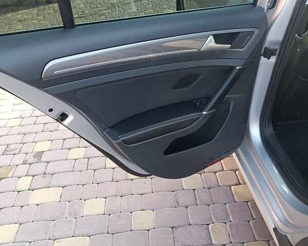 Серый Фольксваген Golf Alltrack, объемом двигателя 1.97 л и пробегом 168 тыс. км за 15150 $, фото 32 на Automoto.ua
