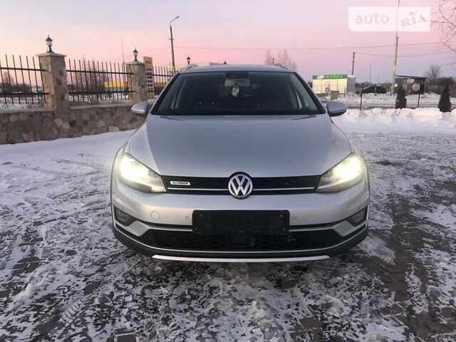 Сірий Фольксваген Golf Alltrack, об'ємом двигуна 2 л та пробігом 208 тис. км за 18500 $, фото 8 на Automoto.ua