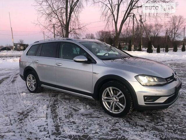 Сірий Фольксваген Golf Alltrack, об'ємом двигуна 2 л та пробігом 208 тис. км за 18500 $, фото 6 на Automoto.ua