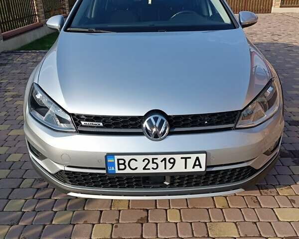Серый Фольксваген Golf Alltrack, объемом двигателя 1.97 л и пробегом 168 тыс. км за 15150 $, фото 19 на Automoto.ua