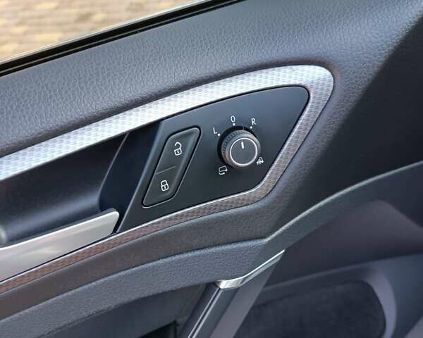 Серый Фольксваген Golf Alltrack, объемом двигателя 1.97 л и пробегом 168 тыс. км за 15150 $, фото 38 на Automoto.ua
