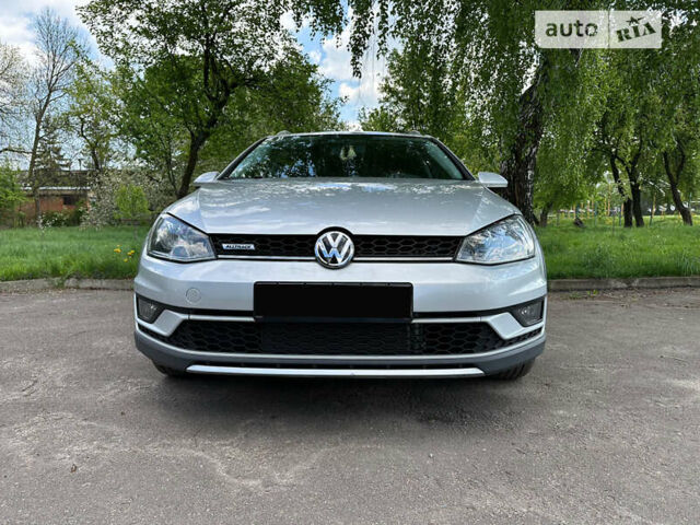 Серый Фольксваген Golf Alltrack, объемом двигателя 1.8 л и пробегом 95 тыс. км за 13750 $, фото 11 на Automoto.ua