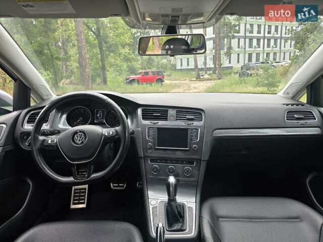 Серый Фольксваген Golf Alltrack, объемом двигателя 1.8 л и пробегом 90 тыс. км за 16000 $, фото 11 на Automoto.ua