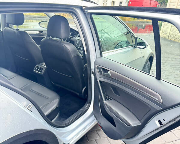 Серый Фольксваген Golf Alltrack, объемом двигателя 1.8 л и пробегом 128 тыс. км за 14200 $, фото 37 на Automoto.ua