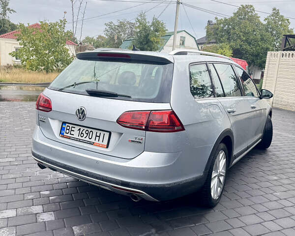 Серый Фольксваген Golf Alltrack, объемом двигателя 1.8 л и пробегом 128 тыс. км за 14200 $, фото 8 на Automoto.ua