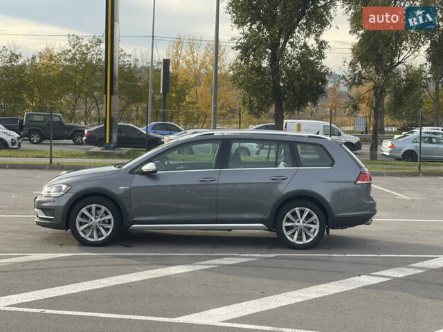 Серый Фольксваген Golf Alltrack, объемом двигателя 1.8 л и пробегом 116 тыс. км за 16550 $, фото 7 на Automoto.ua