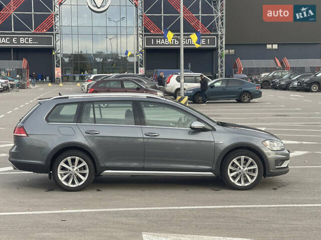Серый Фольксваген Golf Alltrack, объемом двигателя 1.8 л и пробегом 116 тыс. км за 16550 $, фото 6 на Automoto.ua
