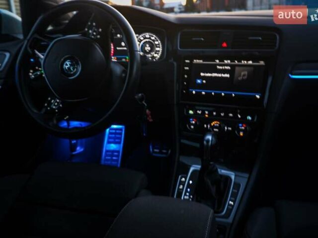 Серый Фольксваген Golf Alltrack, объемом двигателя 2 л и пробегом 254 тыс. км за 19500 $, фото 33 на Automoto.ua